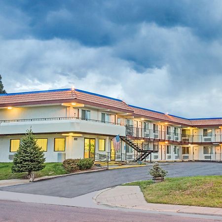 Knights Inn Aurora Buitenkant foto